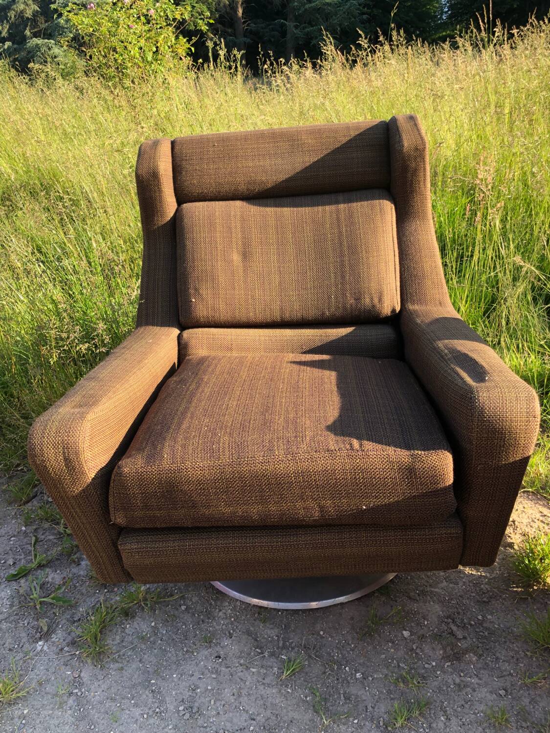 Vintage Airborn swivel armchair