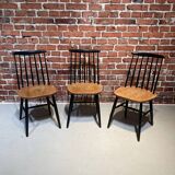Lot de trois chaises modèle FANETT dans le goût de Lennart KARLSTRORP