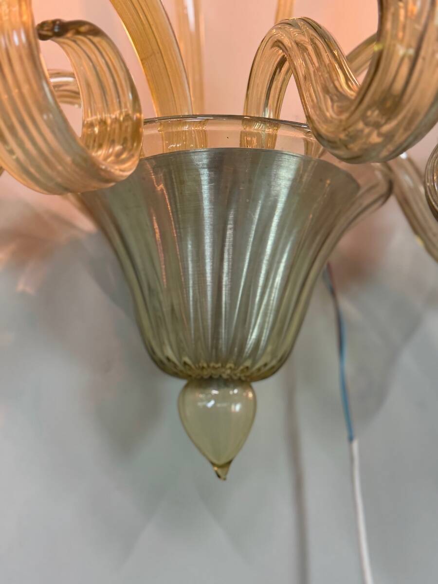 Venetian wall light in gilded Murano glass, circa 1940, set of five available.