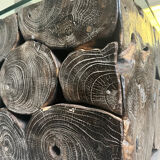 Table basse en rondins de bois