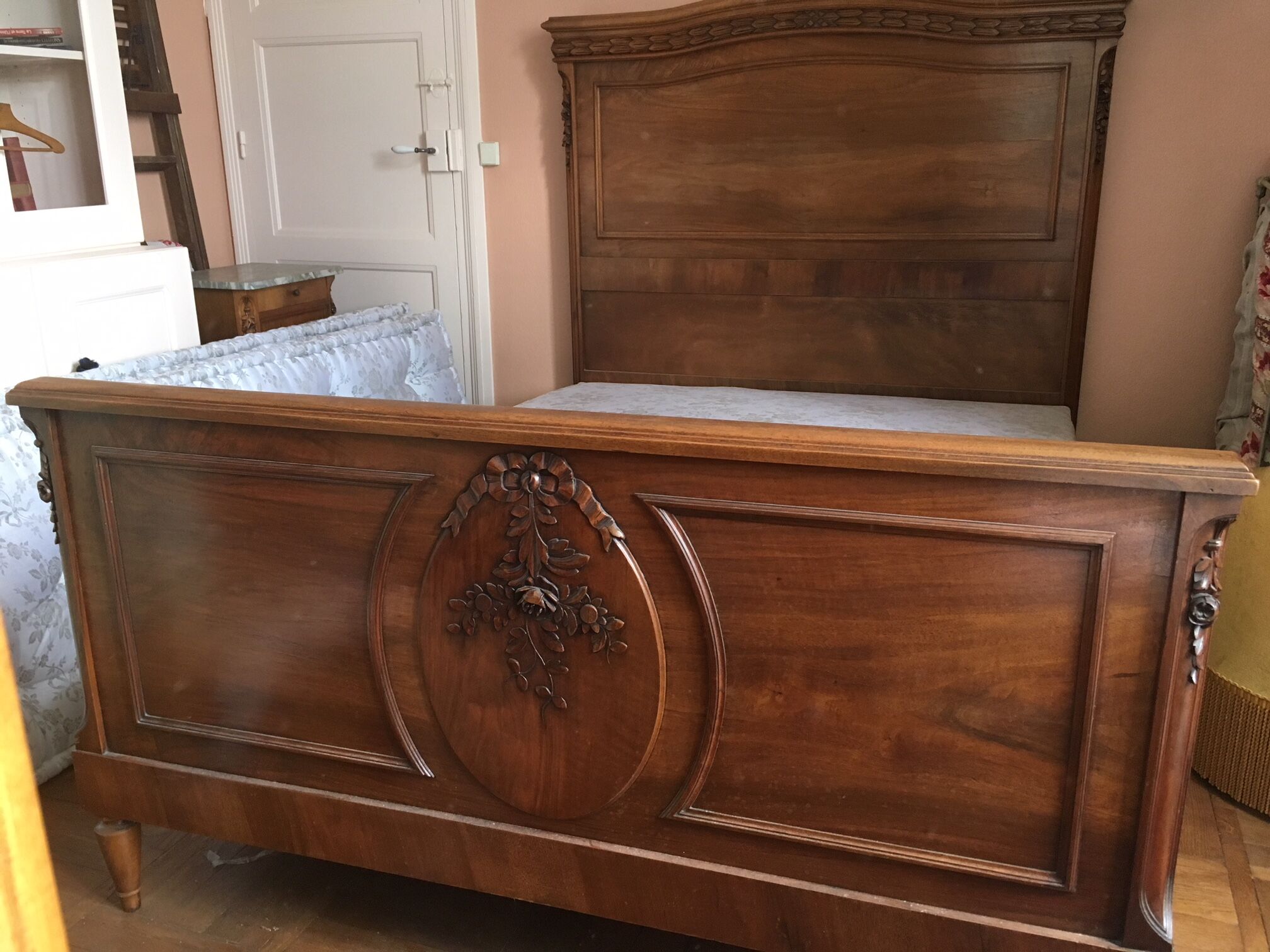 Louis Philippe bed