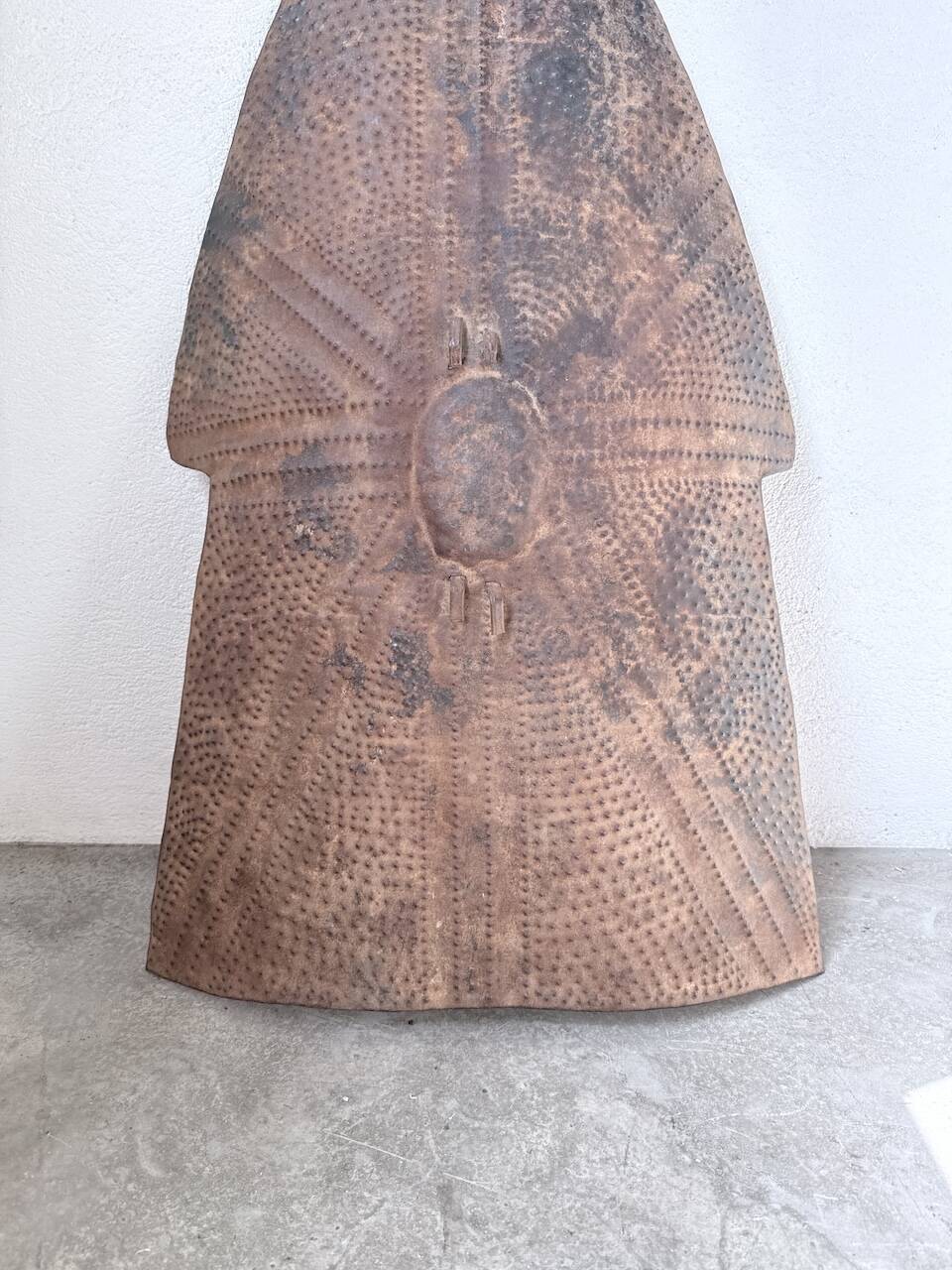Bouclier « Glagwa » metal embossé Cameroun XXème