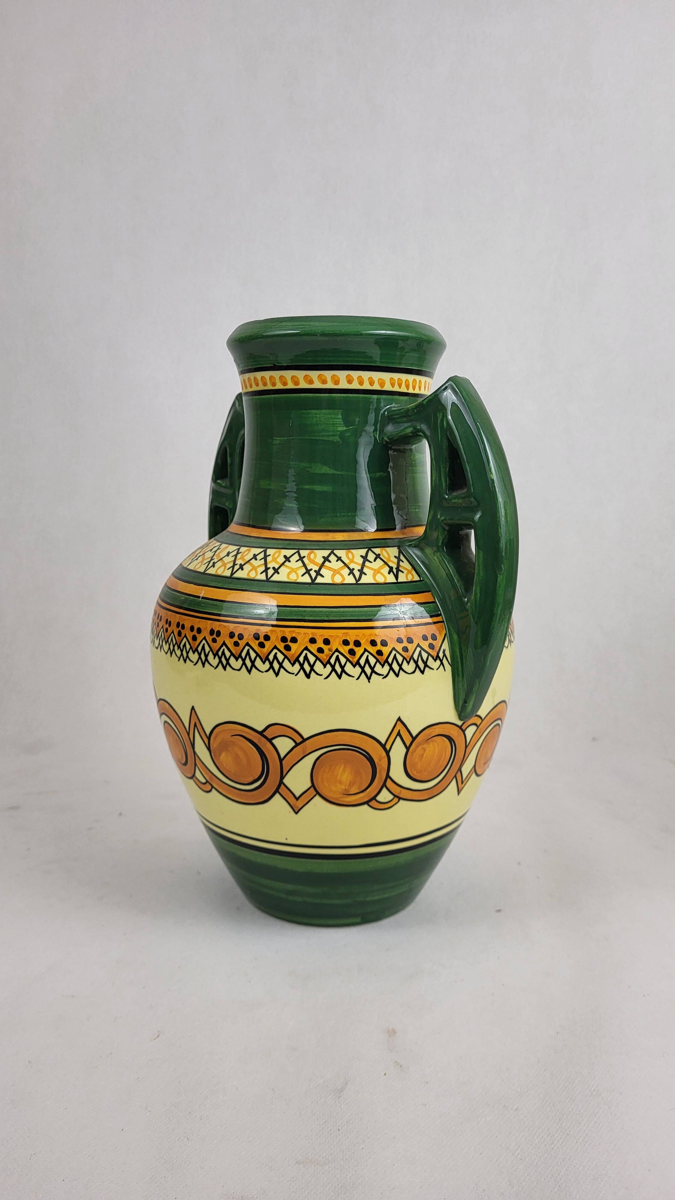 Quimper Henriot ceramic vase