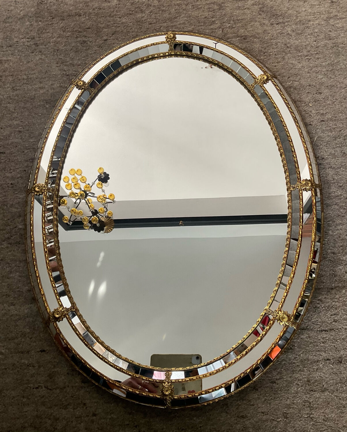 Vintage mirror in solid wood with brass and parcloses.