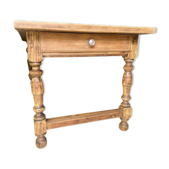Farm table