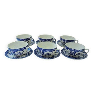 Set of six tea cups and their saucers in blue-white porcelain from Japan