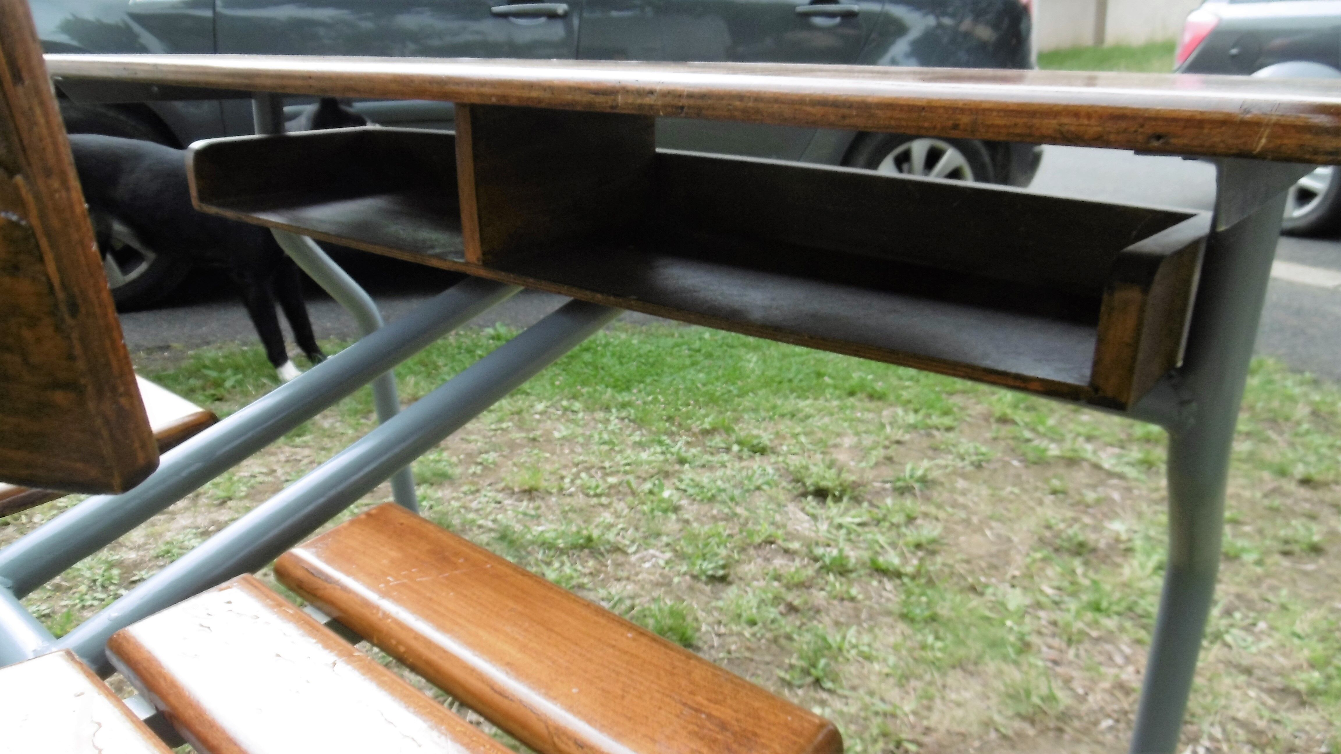 Bureau d'écolier double