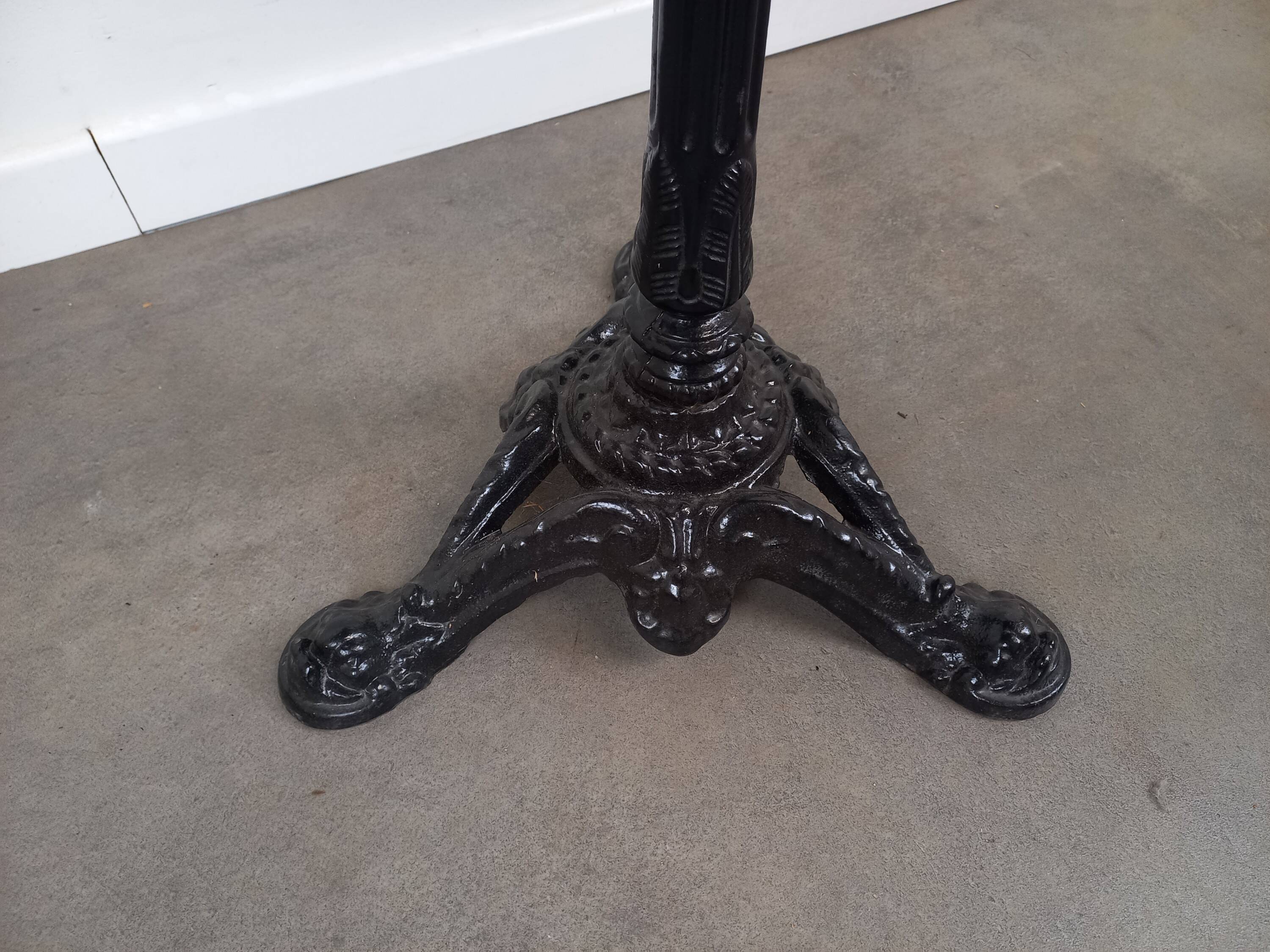 Parisian bistro pedestal table