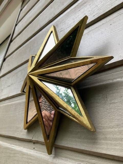 Miroir en forme d'étoile
