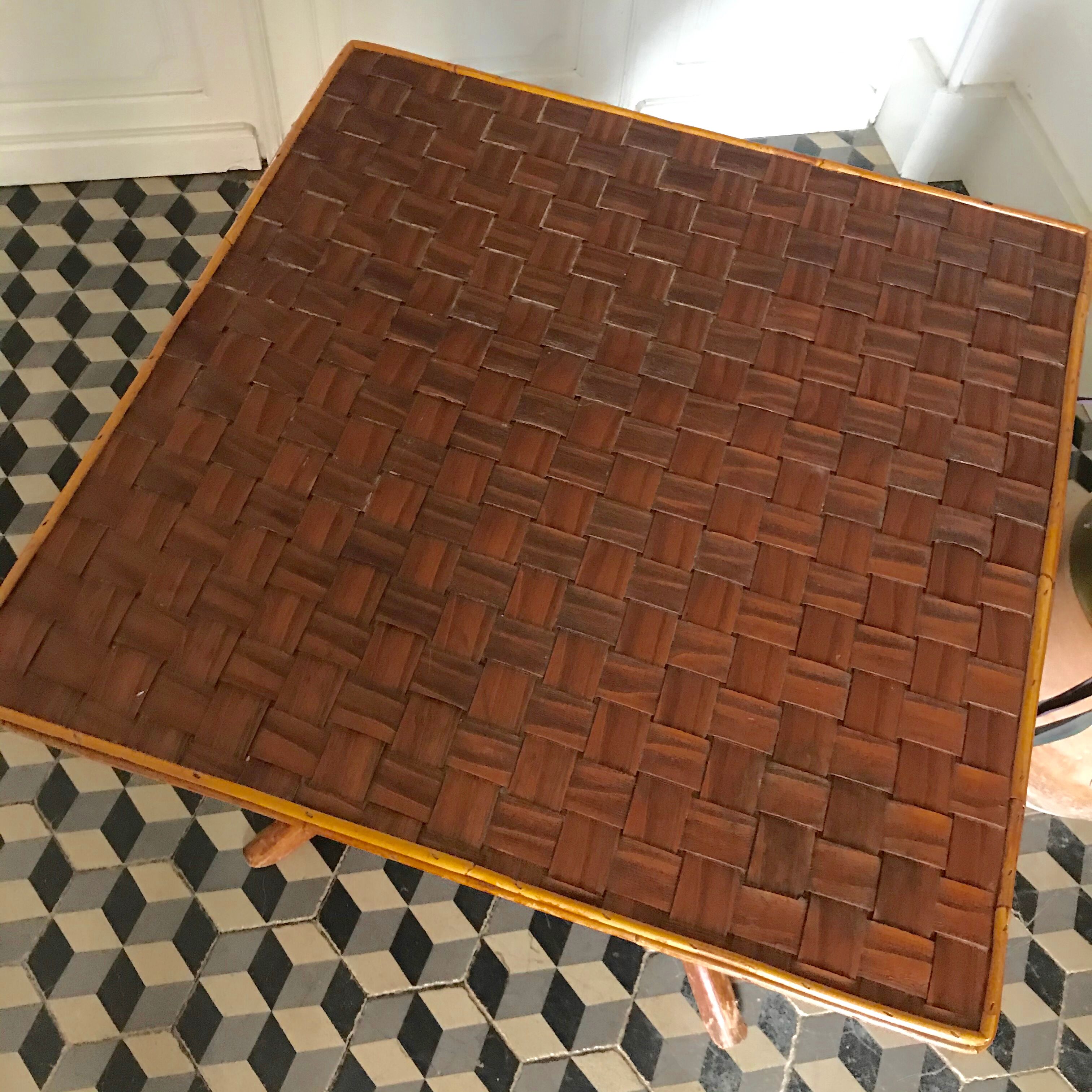 Table vintage en bambou et rotin