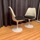 Paire de chaises Tulip modèle 151 conçue par Eero Saarinen, Knoll International, années 1950