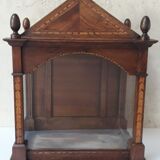 Showcase XIX ° walnut and marquetry