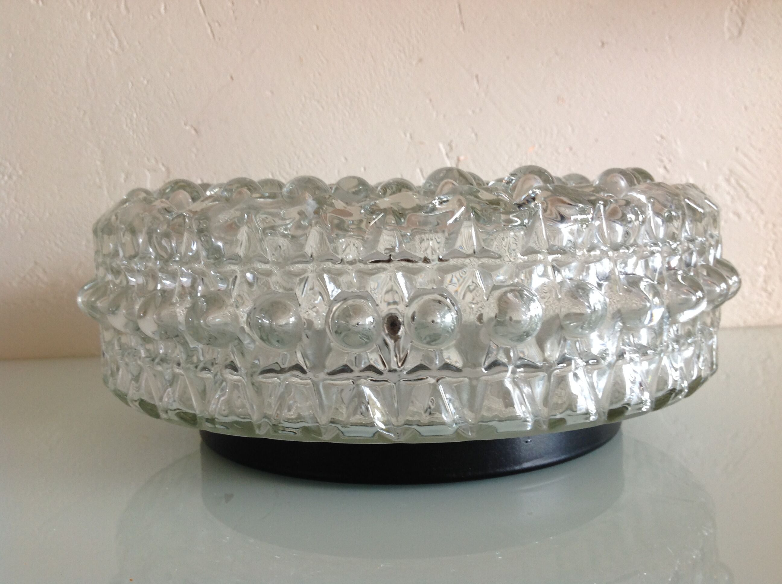 Round ceiling lamp in bubbled glass / vintage 60s-70s