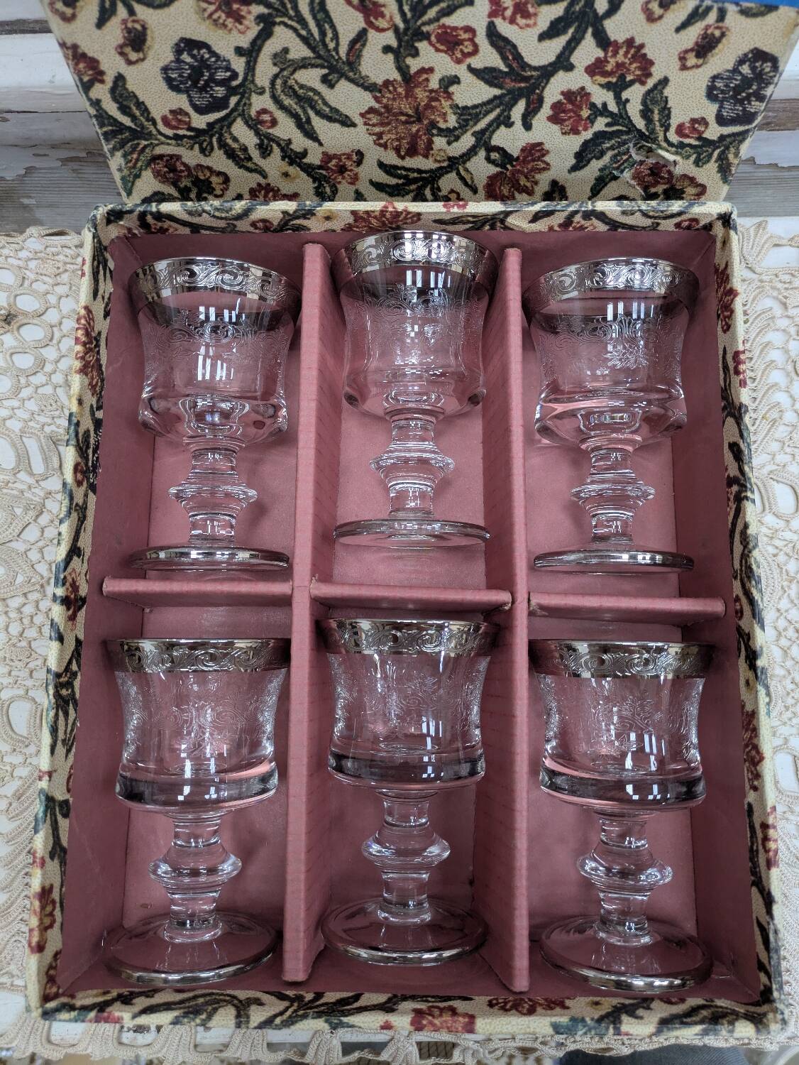 Murano stemmed glasses