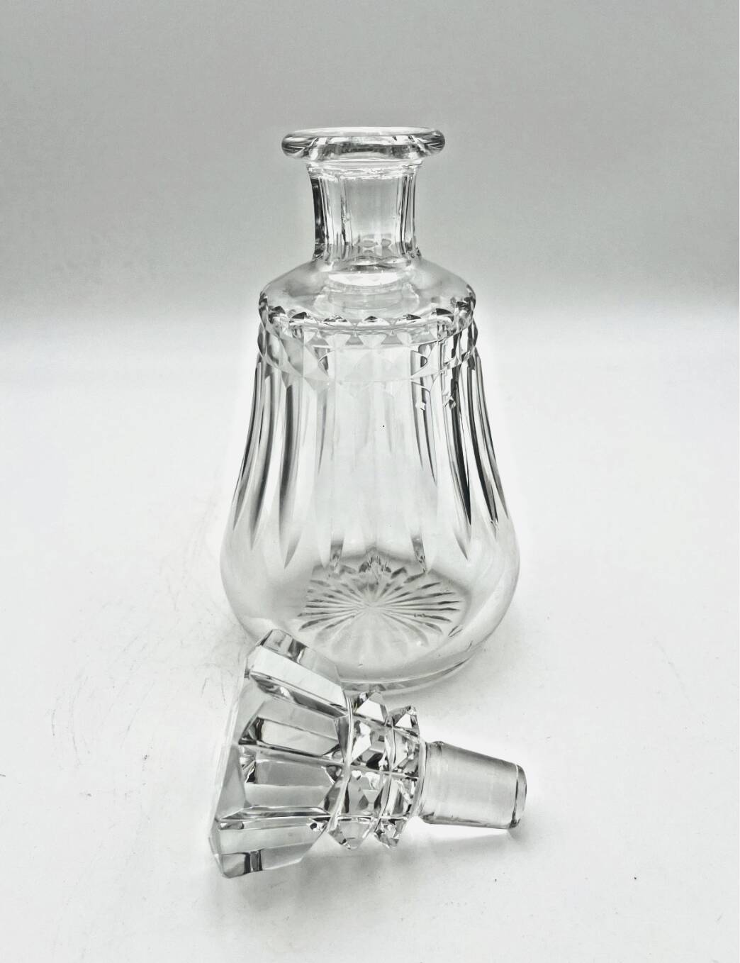Baccarat Piccadilly model crystal decanter