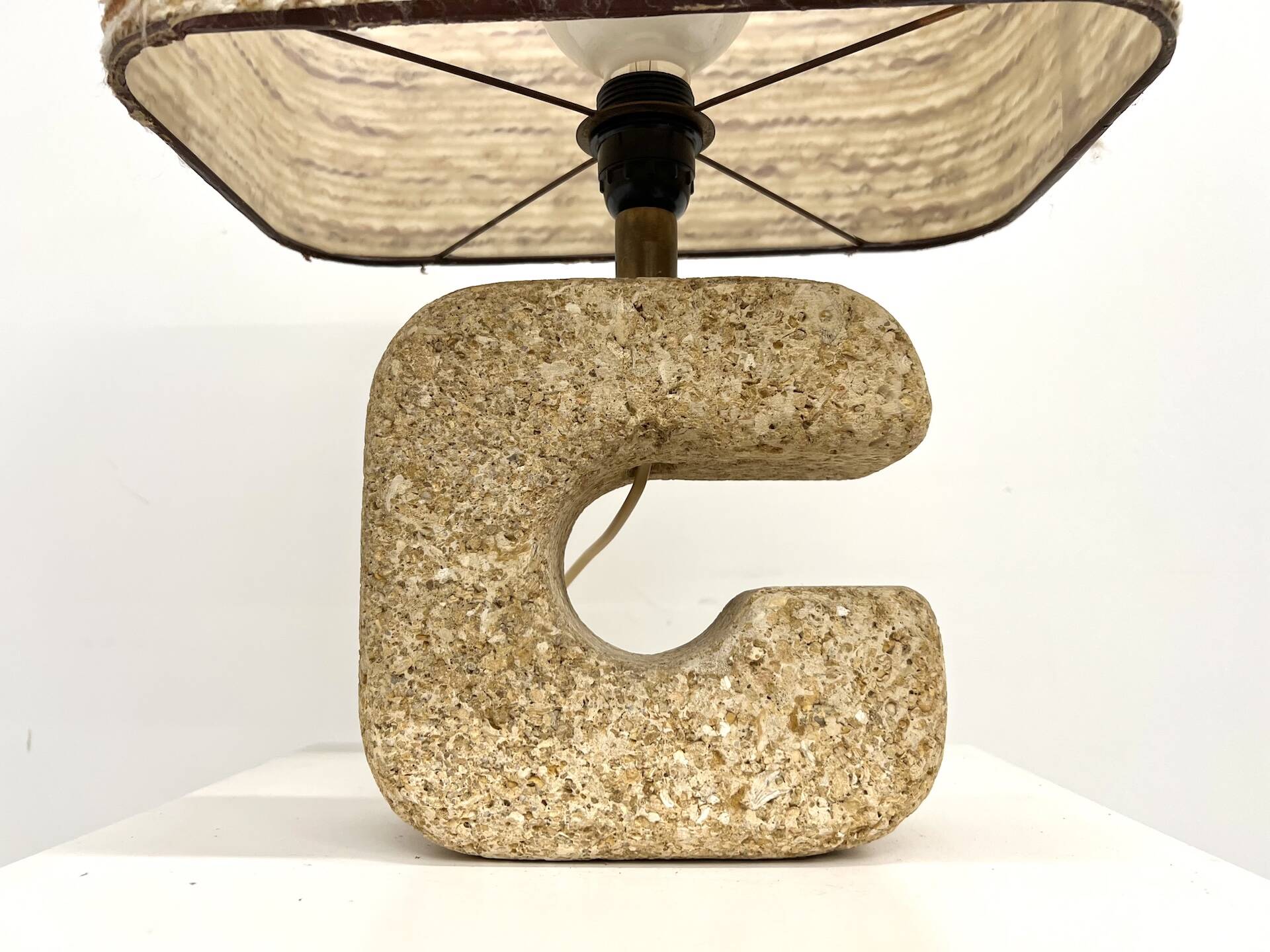 Lampe brutaliste dans le goût de Tormos, années 70