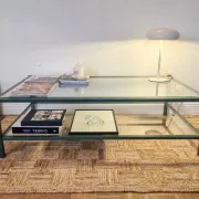 Table basse vintage Pierre Vandel vert forêt & or 70's