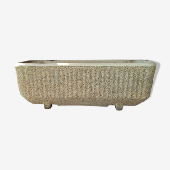 Large rectangle concrete/gravel planter, from the 70s/80s