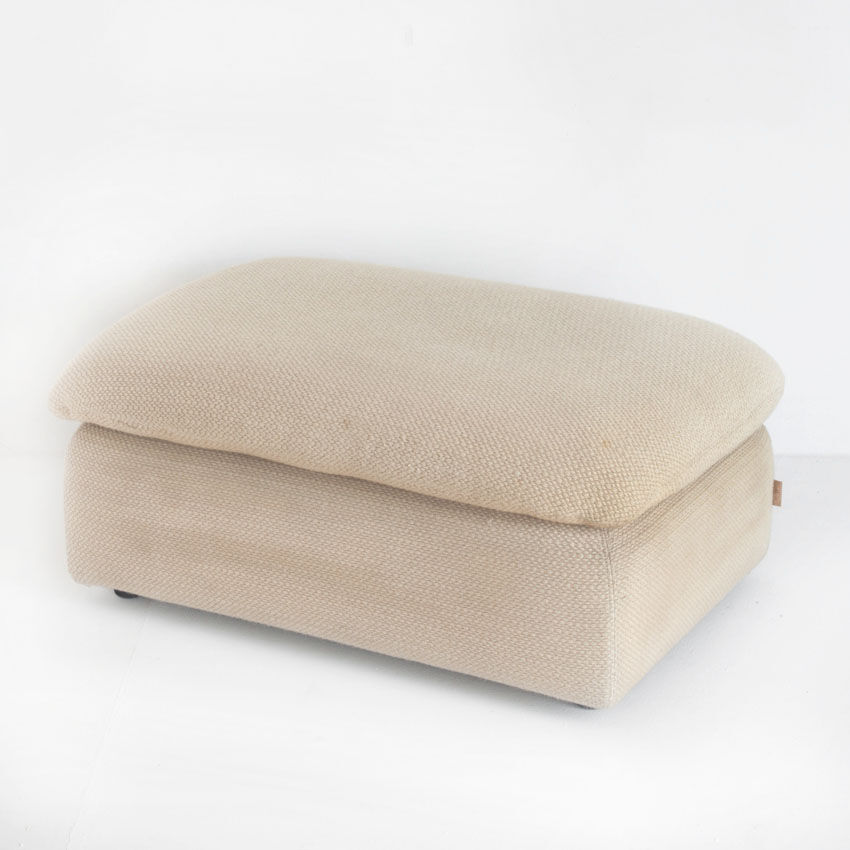 Vintage pouf de lana published by Ligne Roset. France, 80s