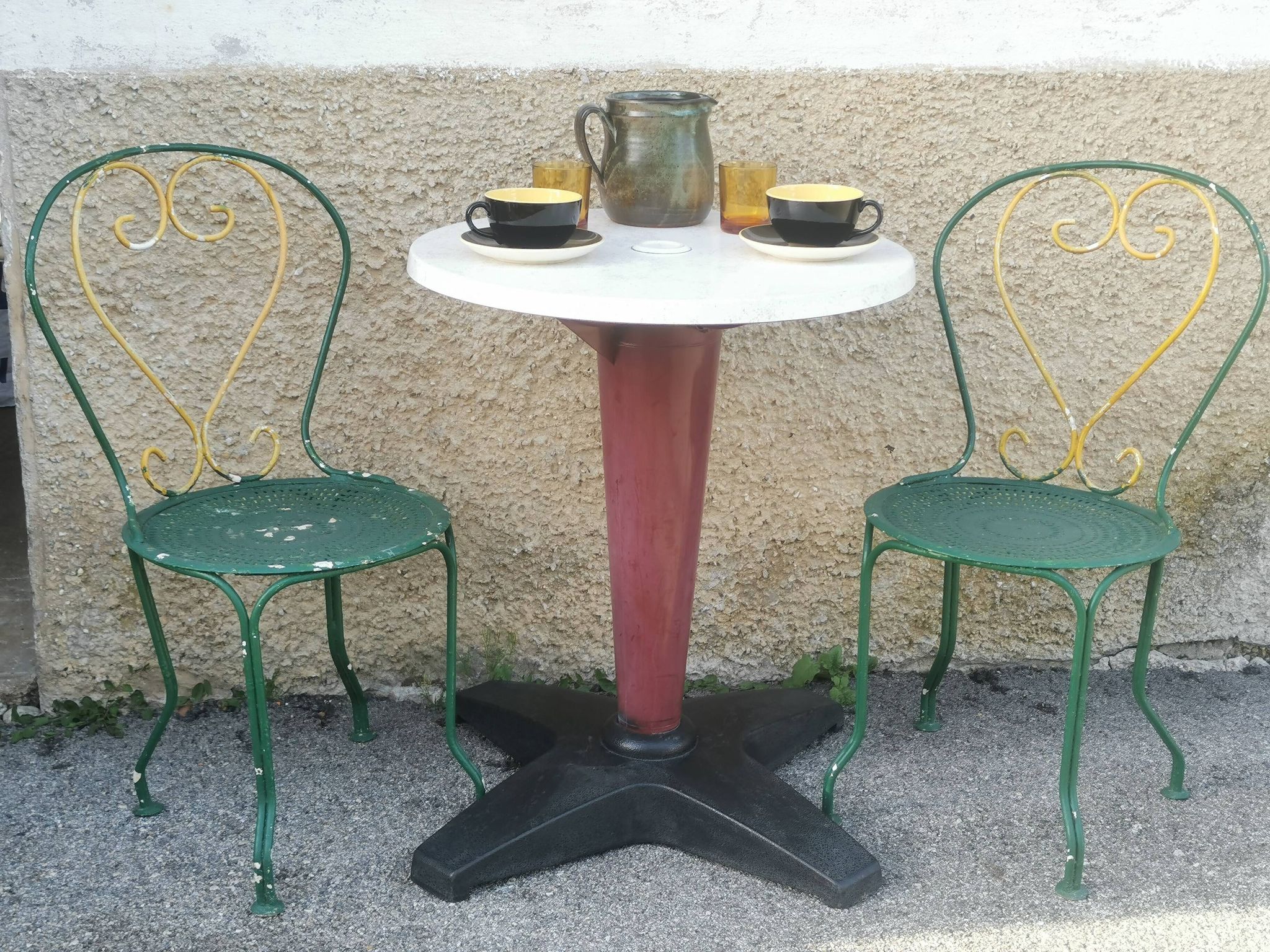 “Vintage 60” patio pedestal