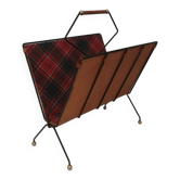 Magazine rack in black lacquered metal, leather and checkered fabric