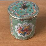 Ancienne boîte à biscuits