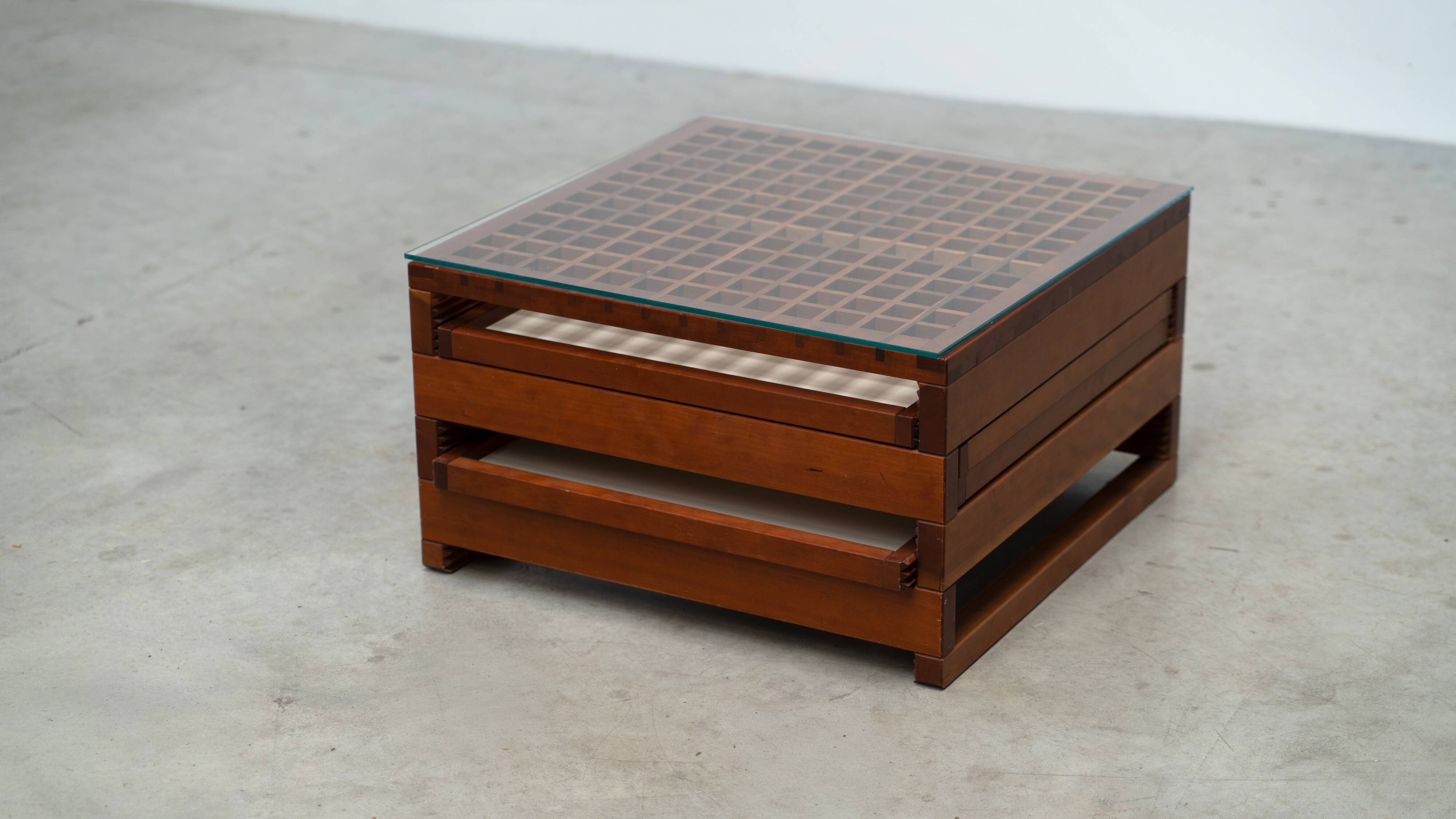 Table basse par Bernard Vuarnesson