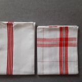 2 tea towels