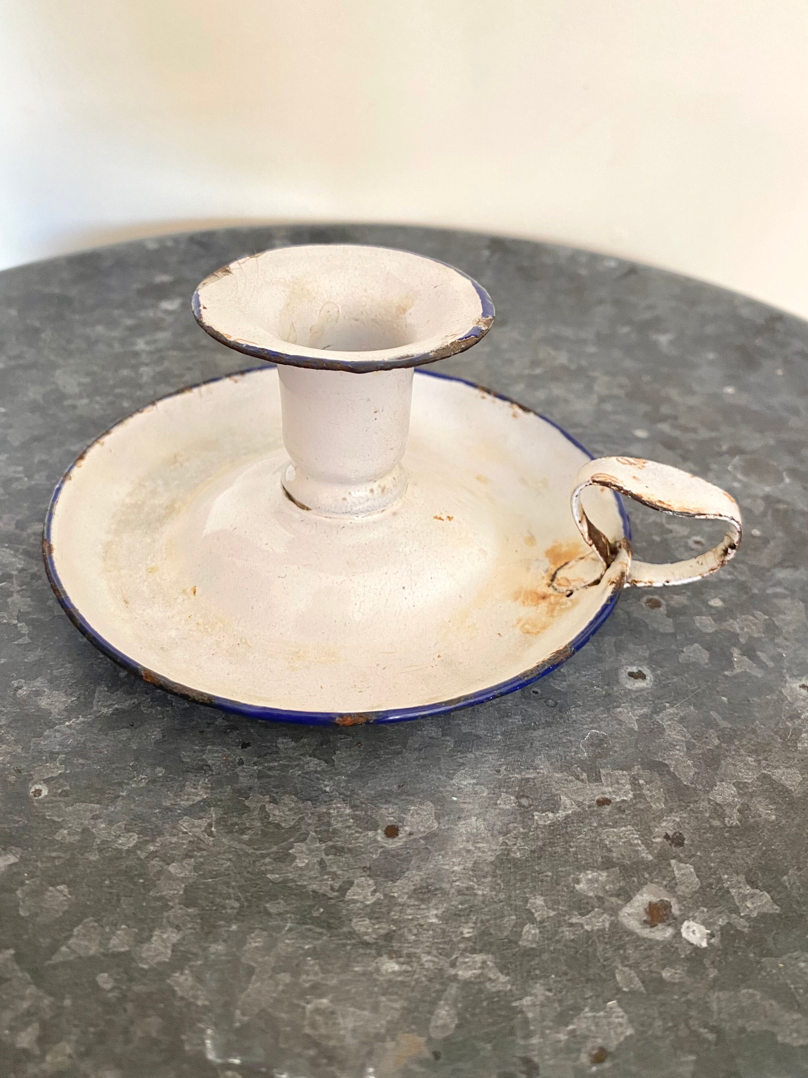 Metal candle holder enamelled cellar rat