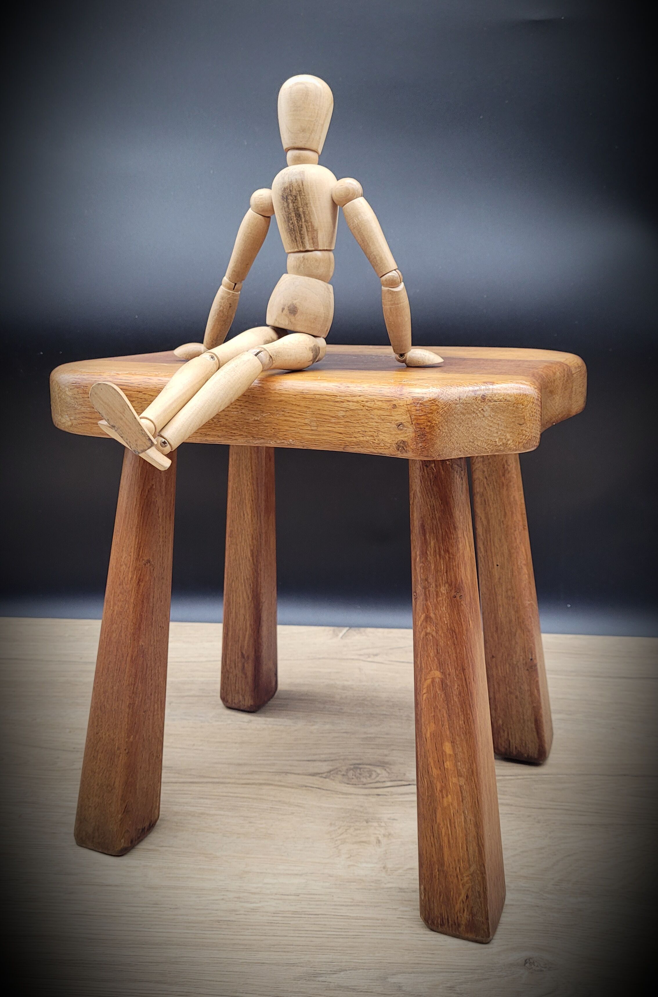 Quadripod solid wood stool