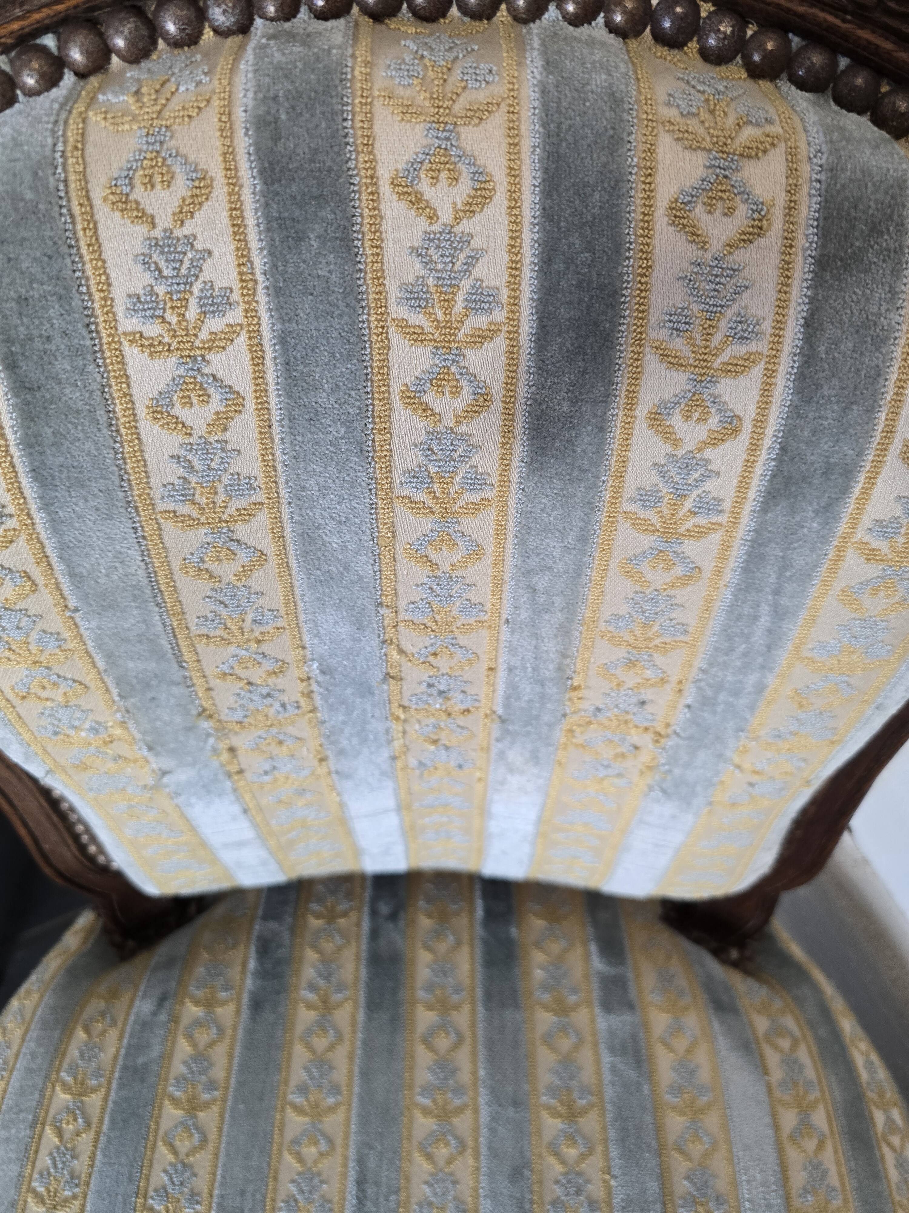 Paire de chaises style Louis XV