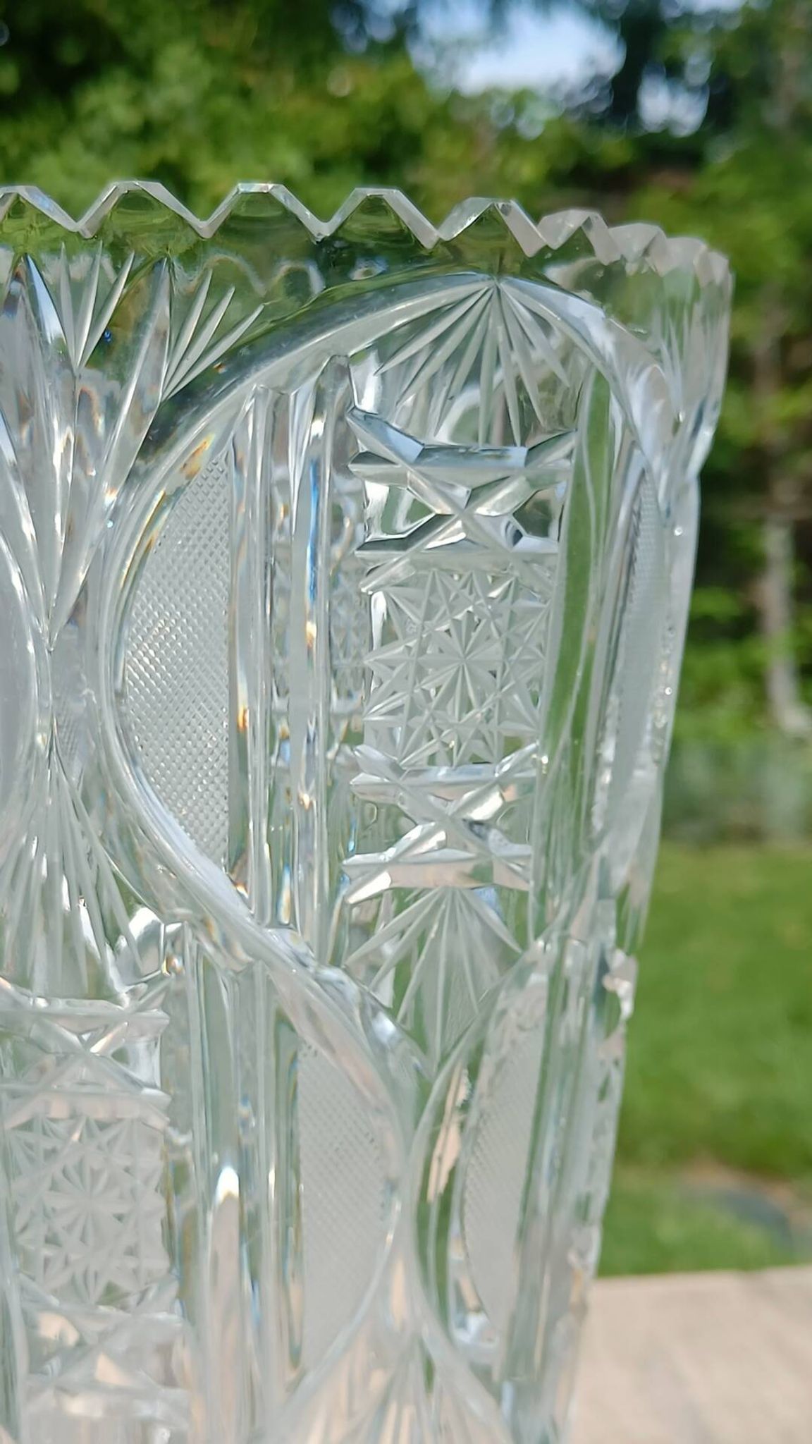 Cut glass vase in Art Deco style