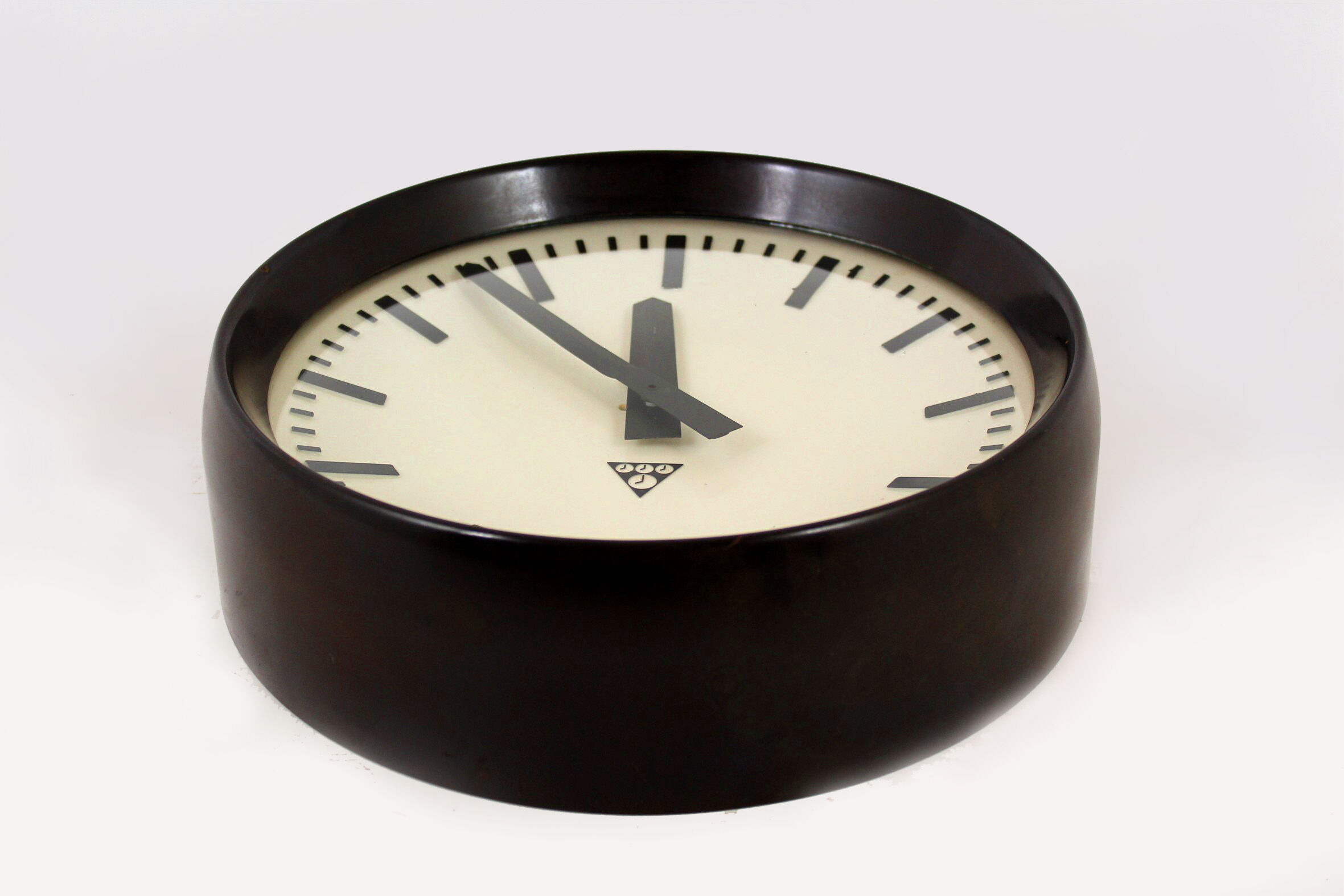Railway clock from Pragotron, 1950