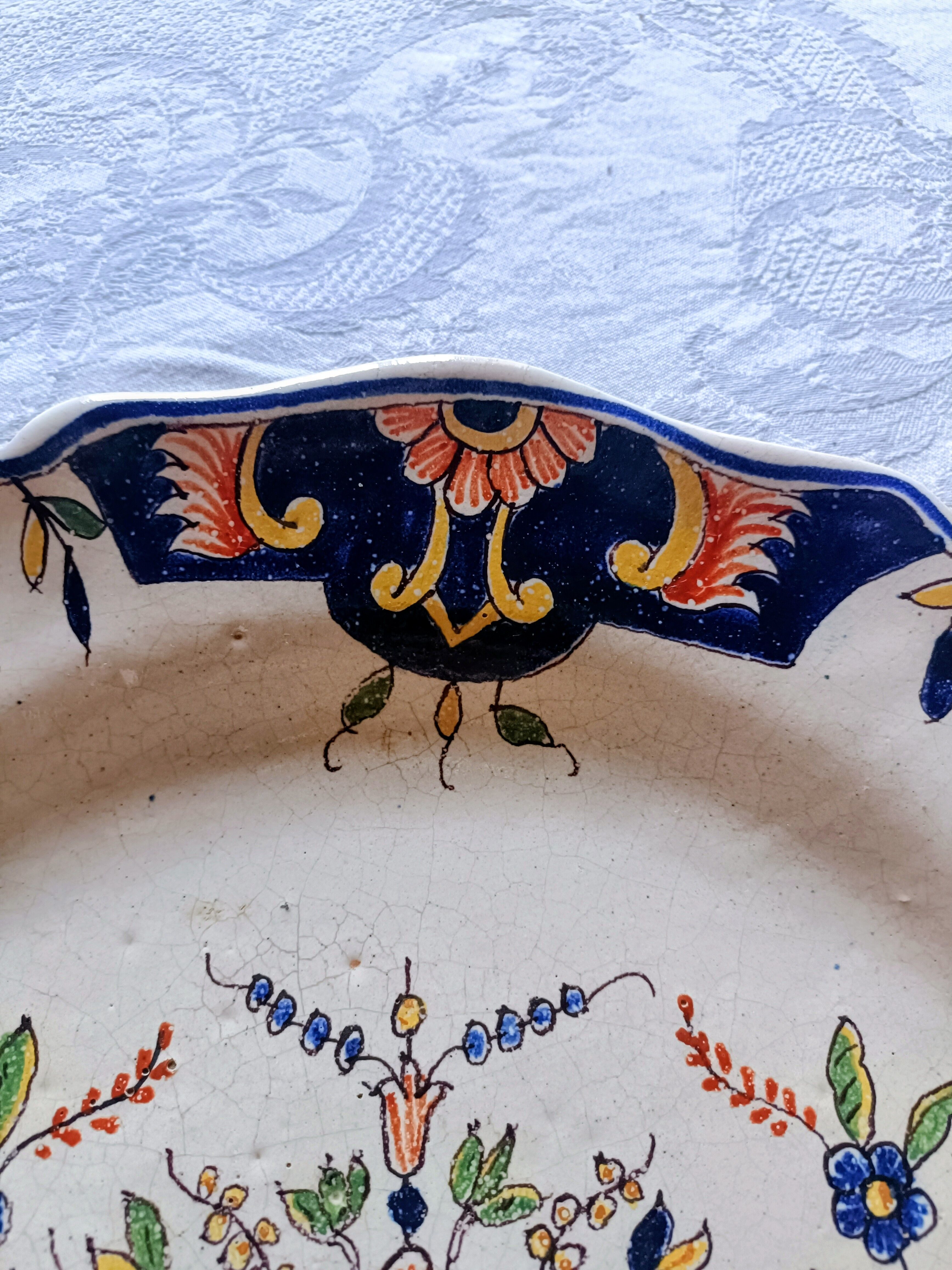 Large earthenware dish Malicorne 18th century