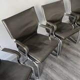 Set of 6 Uno chairs in grey leather on tubular chrome cantilevered frames
