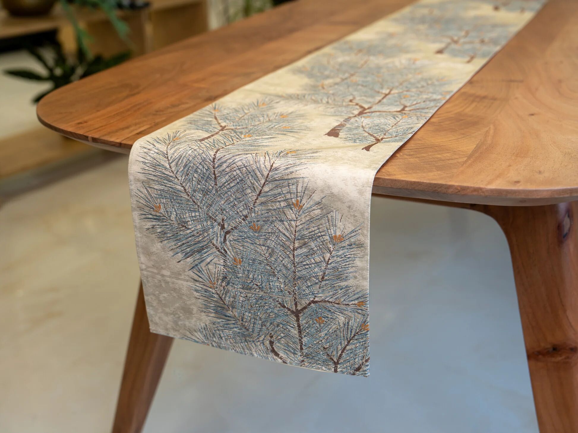 The Silver Alpine — Cream and Silver Matsu Pine Table Runner