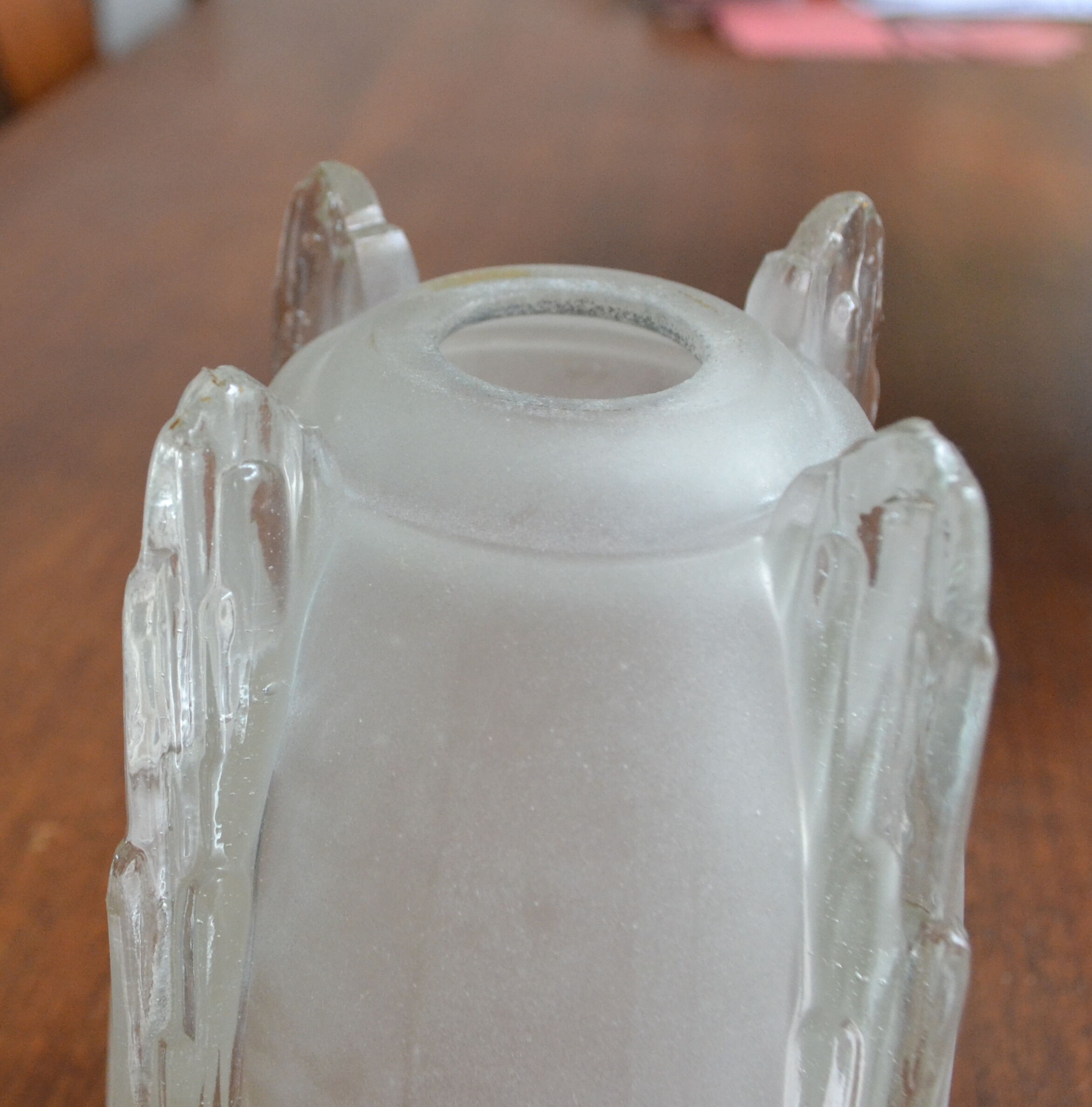 Tulipe art déco verre opalescent de EJC Ezan modèle stalactites