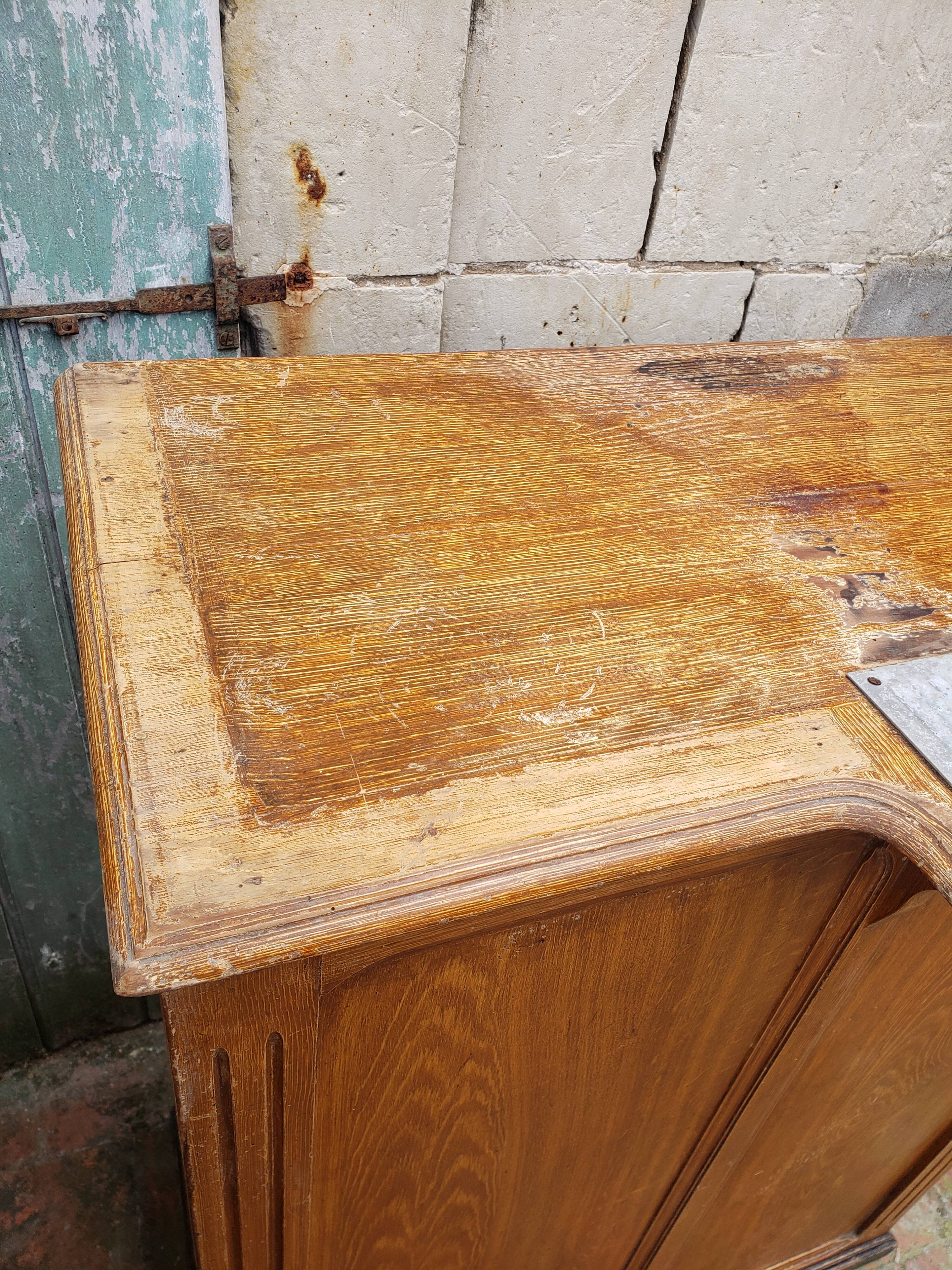 Counter box store furniture store 1900