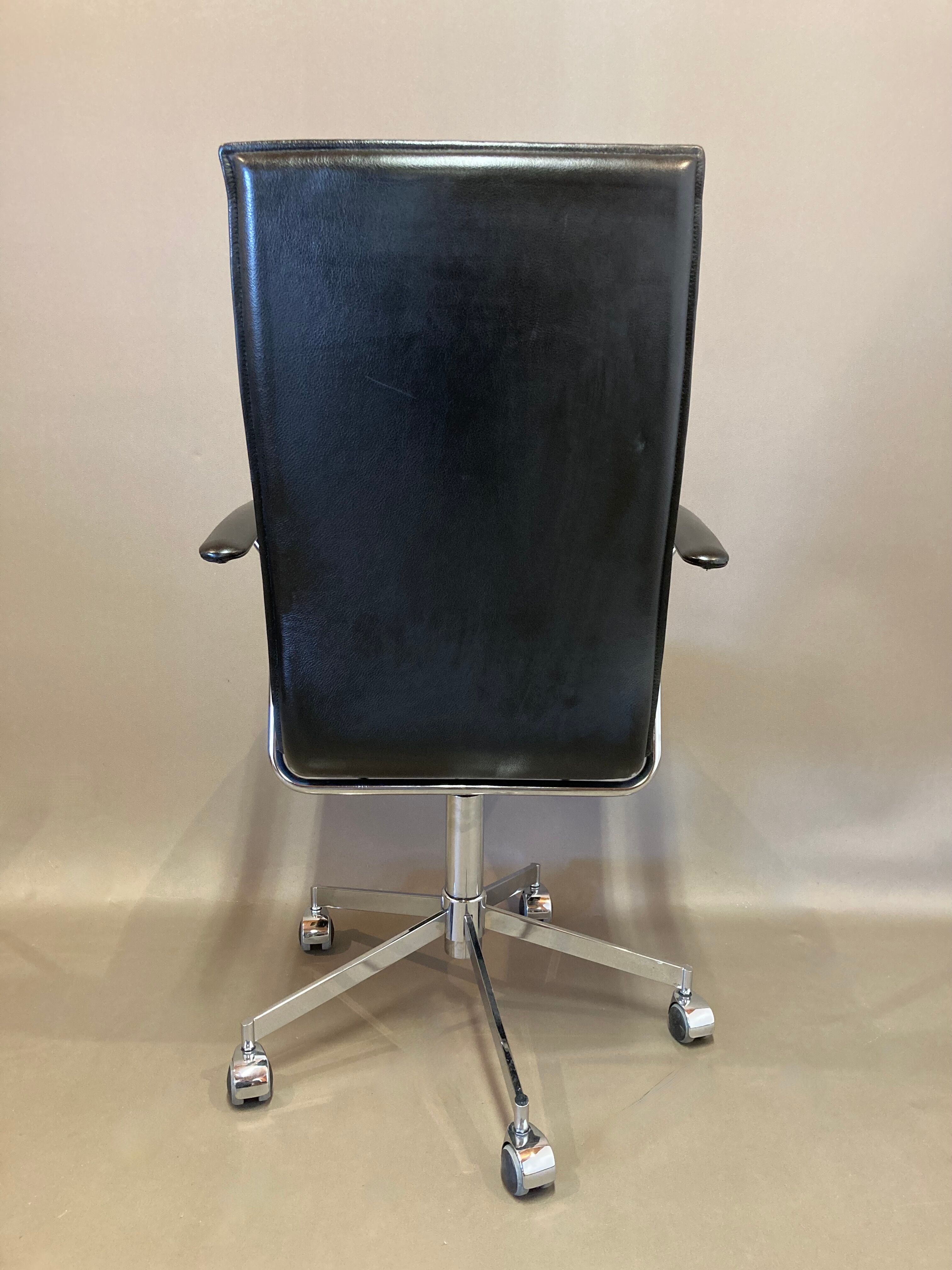 Leather office chair "bent krogh"