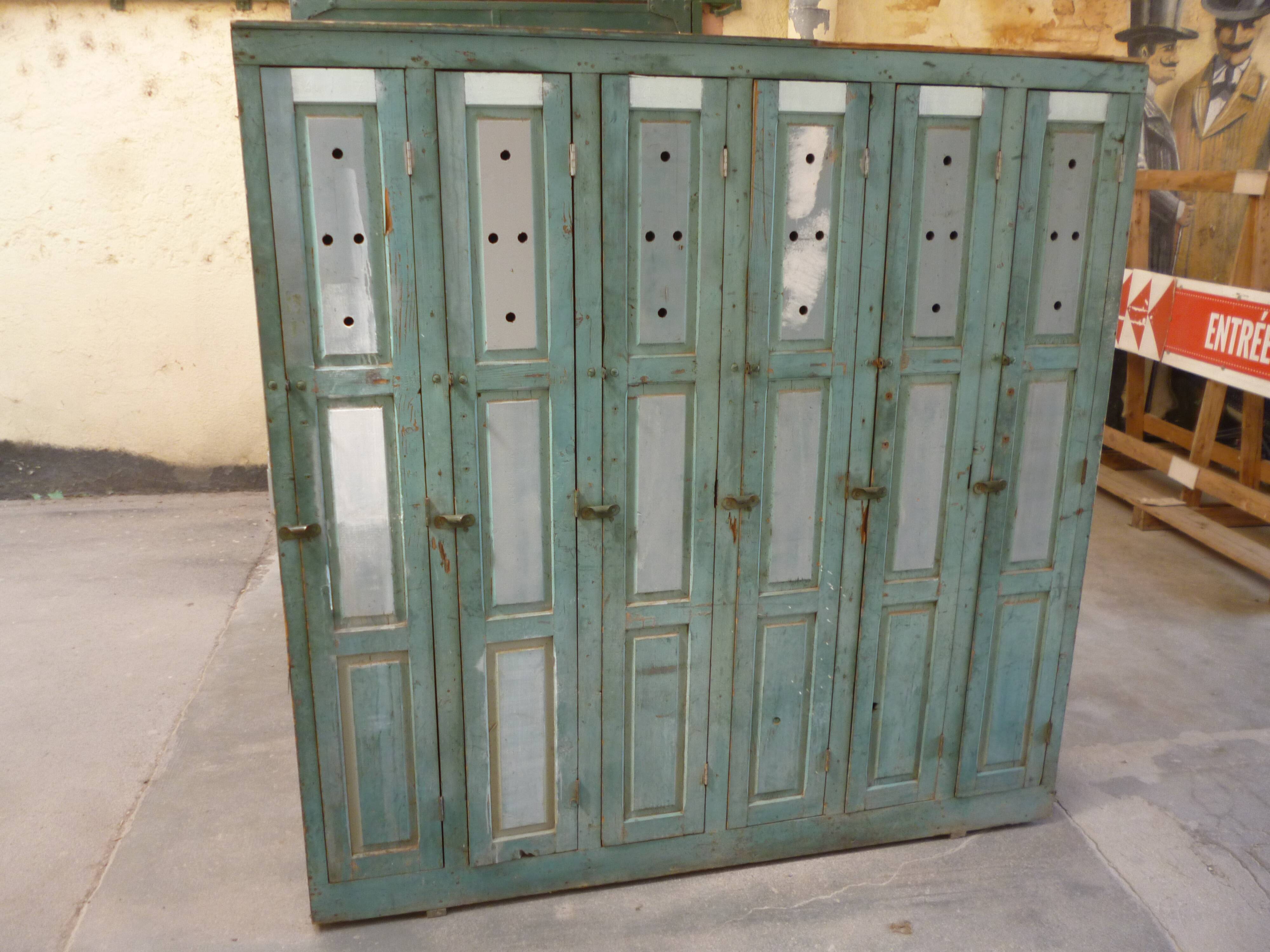 Water green patina locker