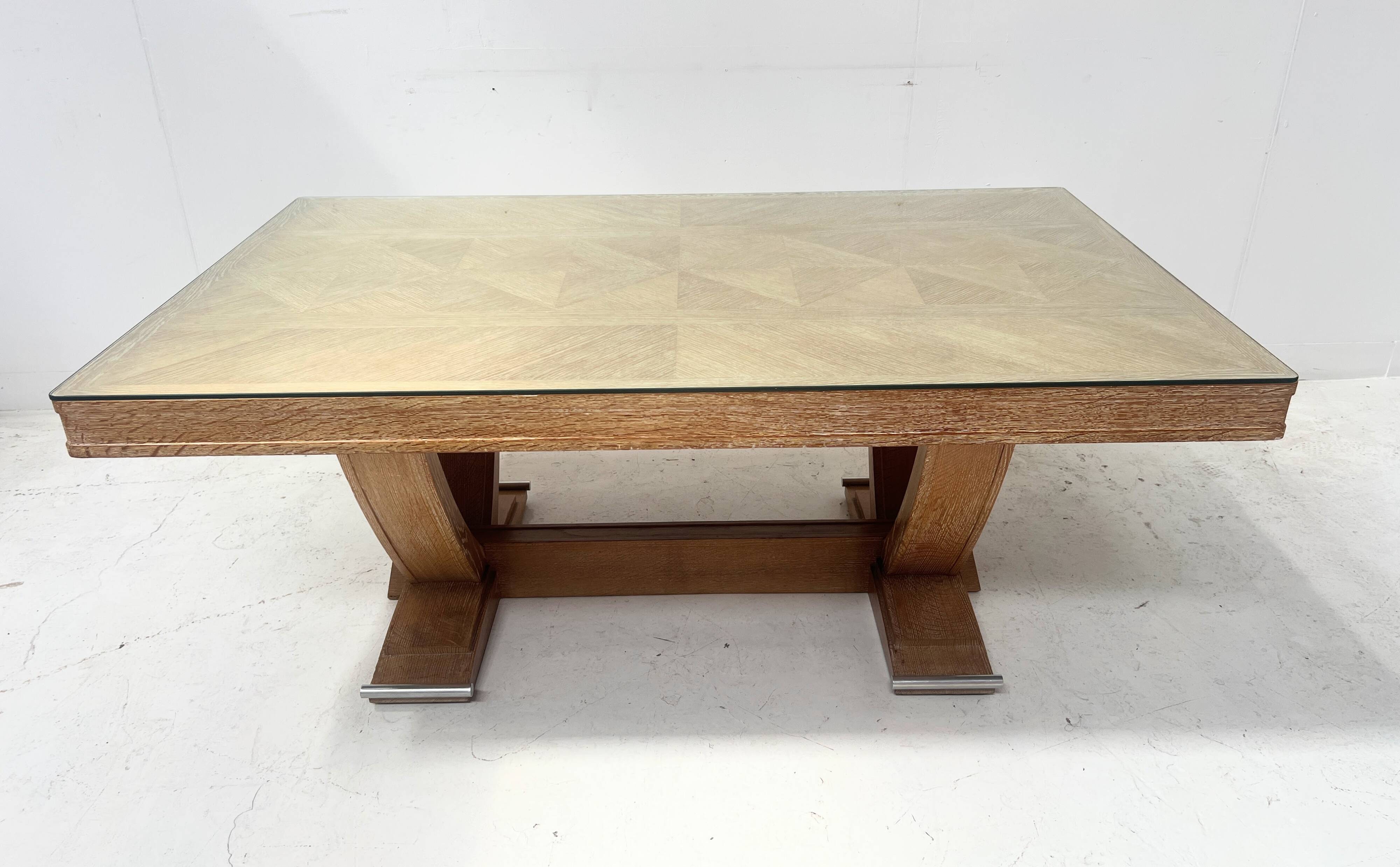 Table bureau Art Déco en chêne cérusé du XX siècle