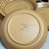 Six assiettes à dessert en grès avec spirale Sarreguemines