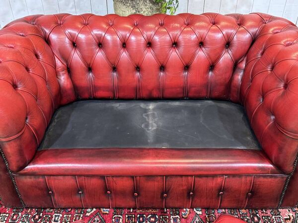 Canapé Chesterfield 2 places en cuir rouge des années 70