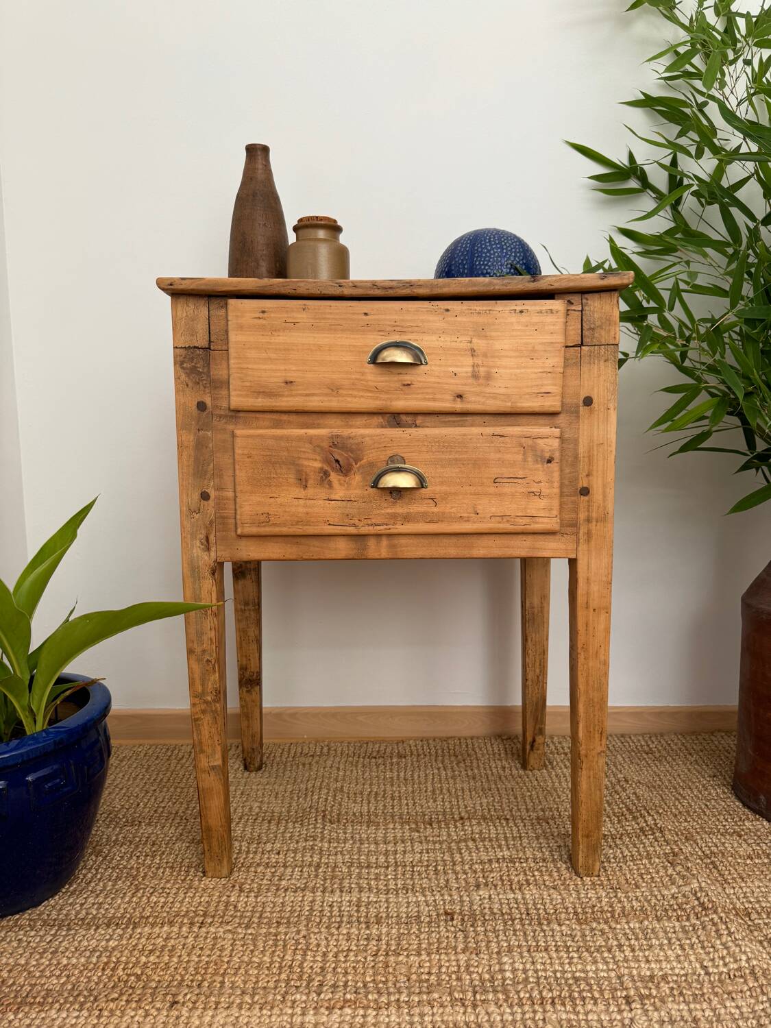 Solid wood console Mediterranean style