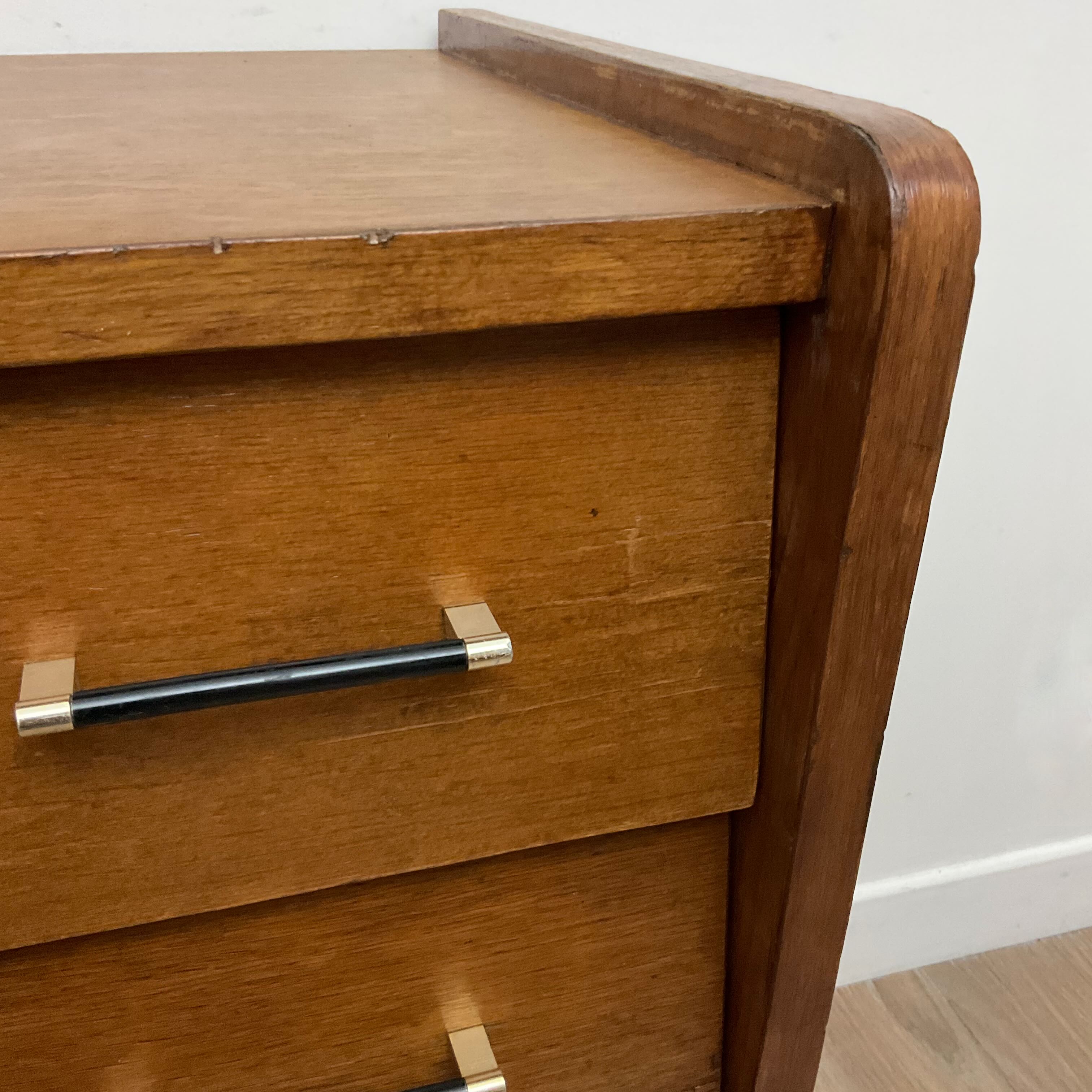 Chest of drawer compass feet