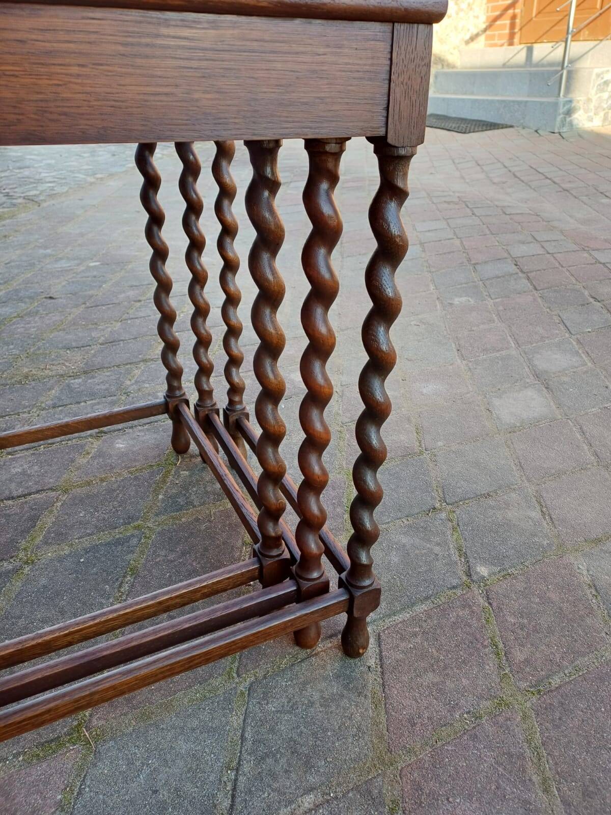 Mahogany nesting tables, set of 3