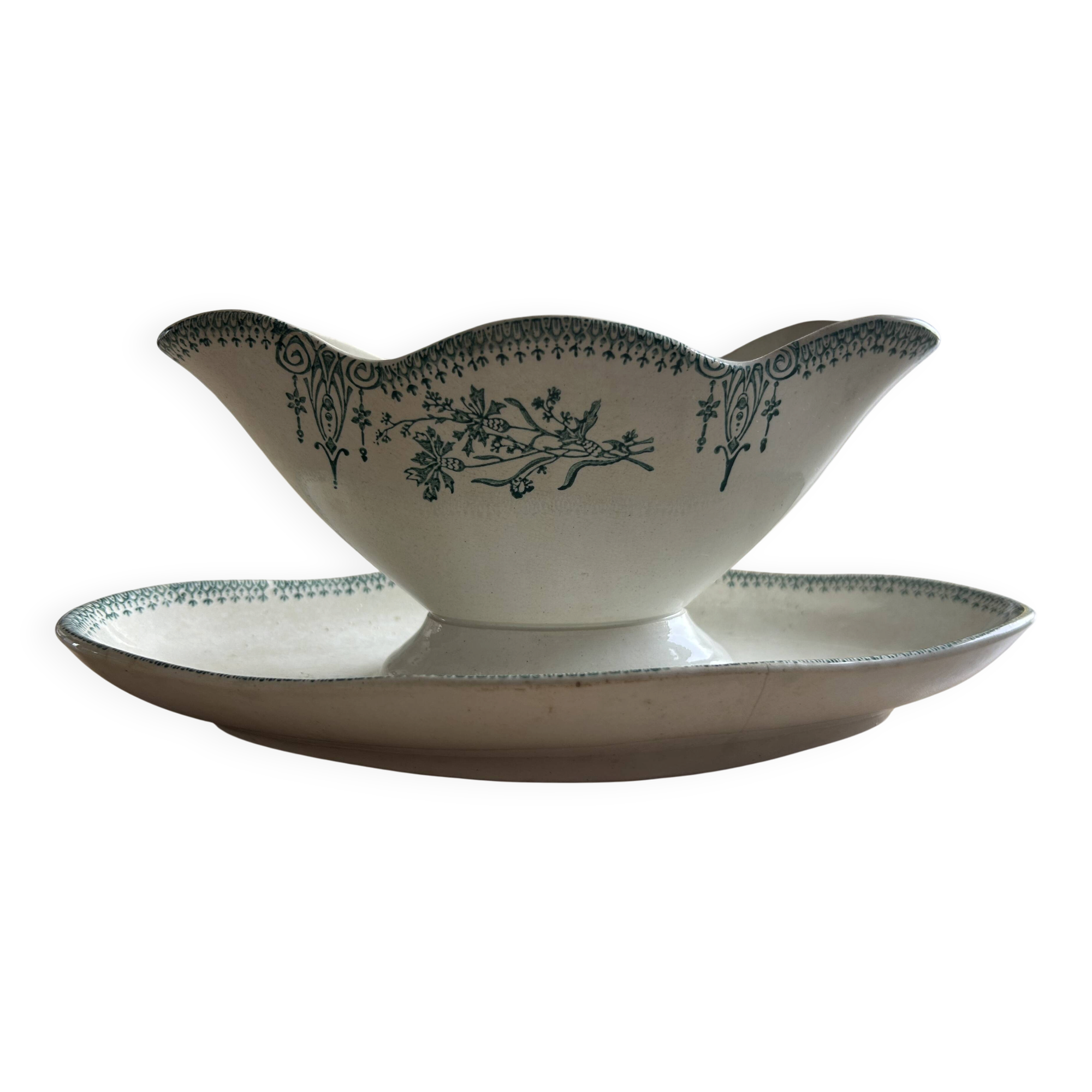 Sauce boat on stand Art Deco Saint-Amand model 4003