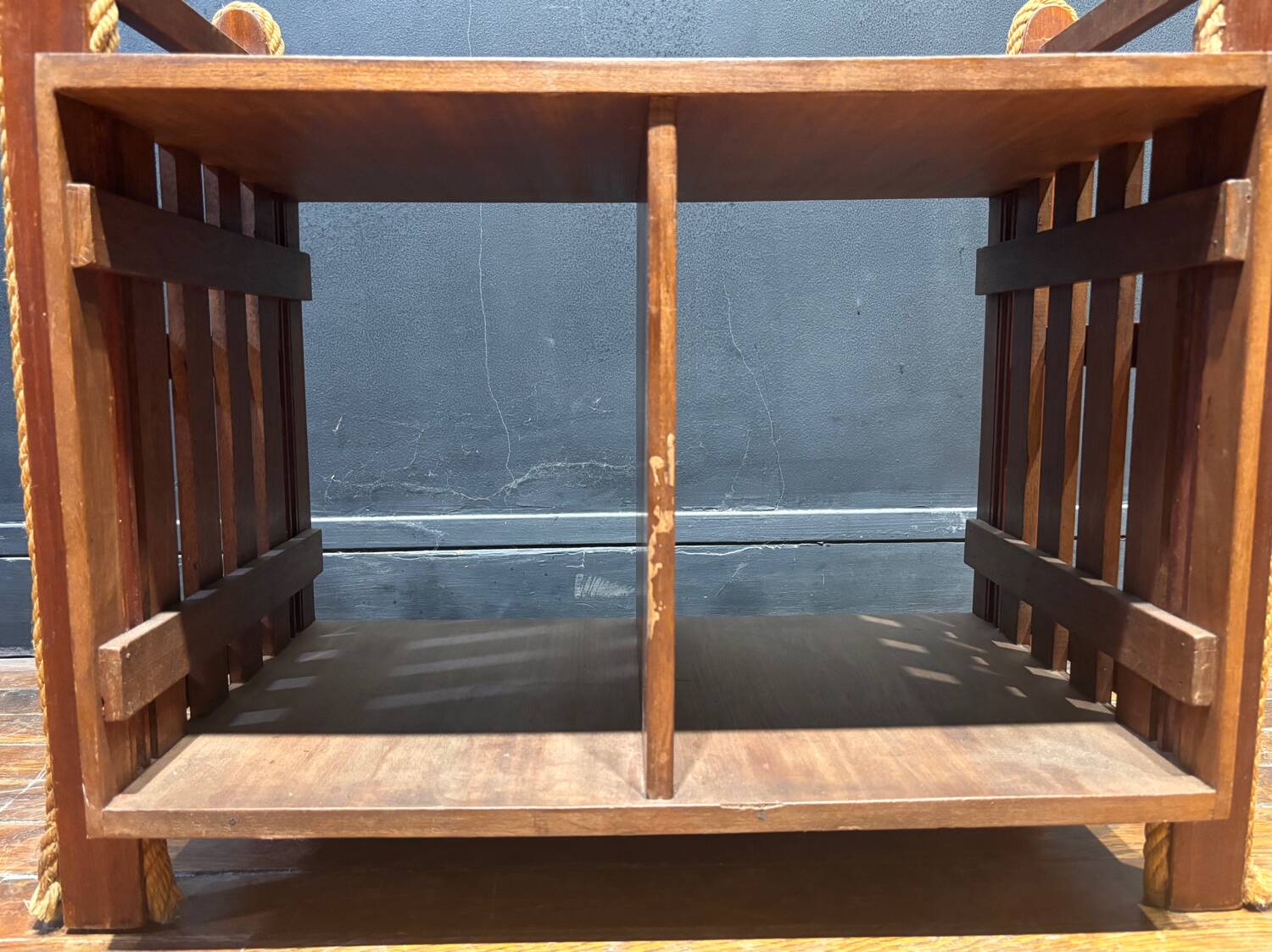Vintage side table – Wooden structure and open shelf