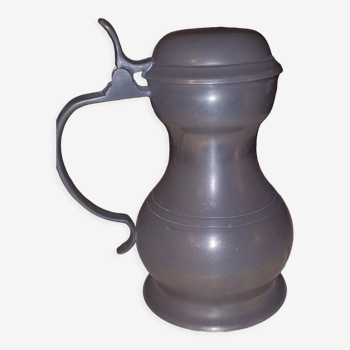 Tin pitcher with lid