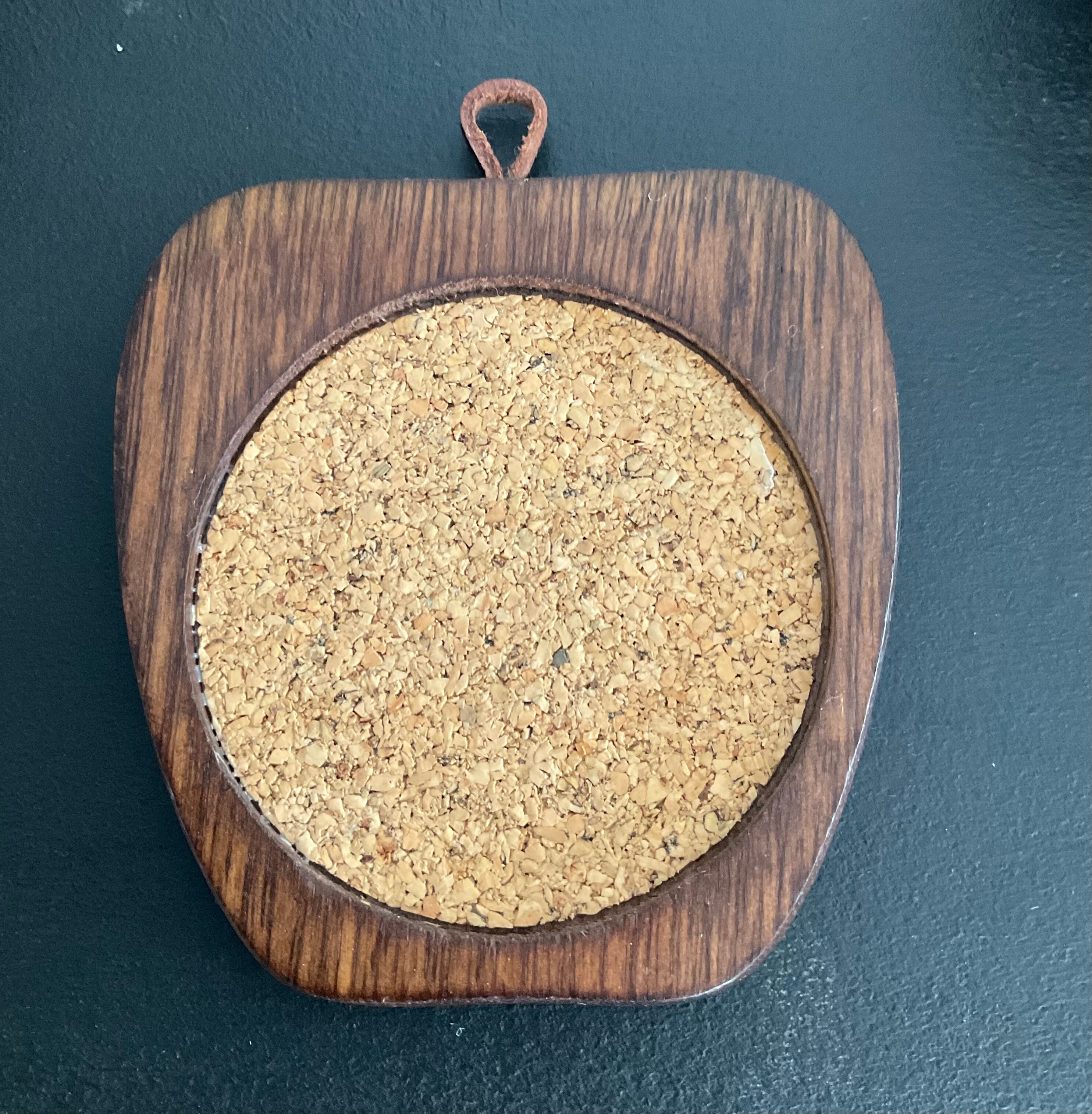 8 dessous De verre vintage en bois années 70 avec son support